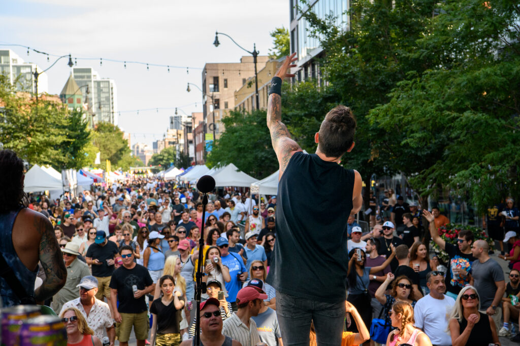 Taste of Lincoln Ave